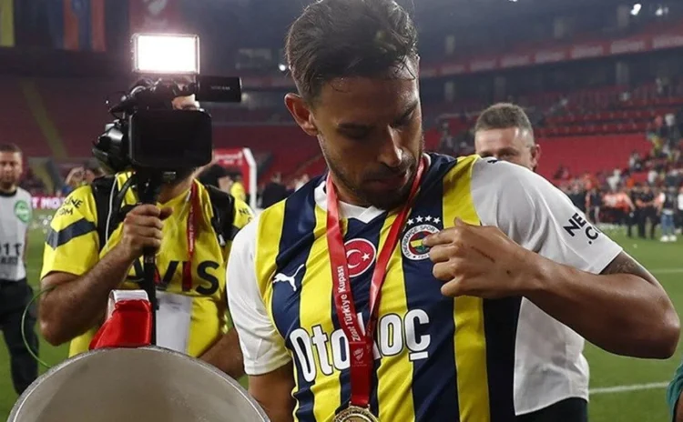 Fenerbahçe'ye 5 yıldızlı forma cezası