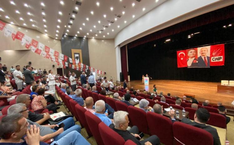 CHP İstanbul’da 10 ilçe kongresini daha yaptı: Kılıçdaroğlu’nu destekleyenler ağırlıkta
