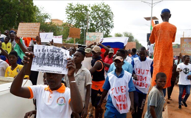 Nijer'de darbecilere askeri müdahale ihtimali: ECOWAS'ın planı hazır