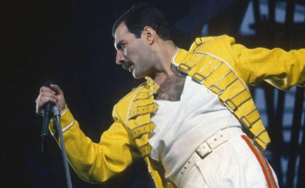 Freddie Mercury, neye dokunsa kıymetli: Özel eşyaları 6 milyon sterlin
