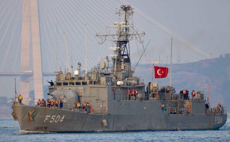 Güney Kıbrıs Rum Yönetimi'nde ABD, Kuzey Kıbrıs'ta Türk savaş gemisi