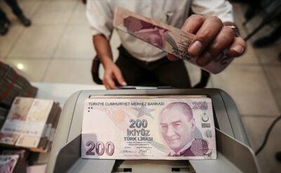 ‘Ucuz ve bol kredi’: Türkiye yeni bir yol ayrımında