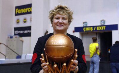 Fenerbahçe, çifte kupalı hocayla kötü ayrıldı