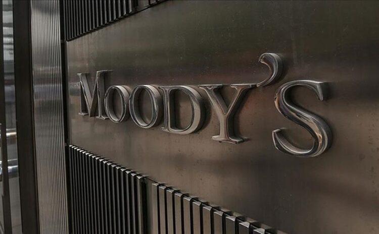 Moody's Türkiye'nin ardından bankalara da göz kırptı