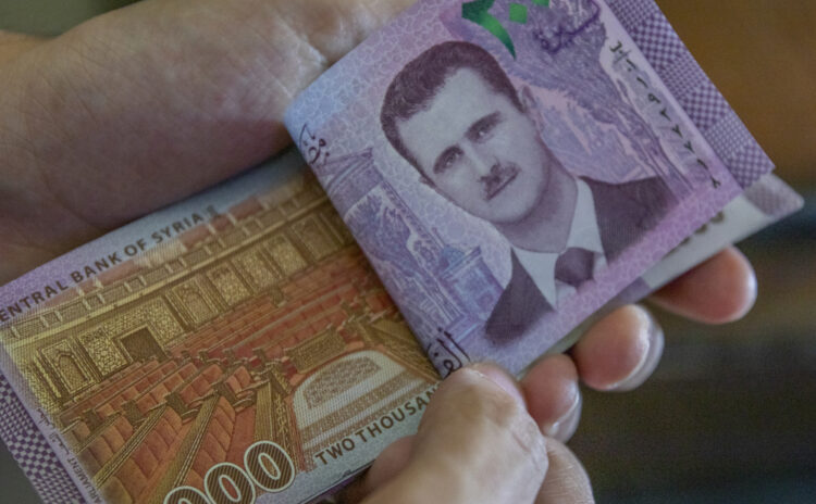 Suriye Lirası değer kaybetti, Esad memur ve emekli maaşlarını iki katına çıkardı