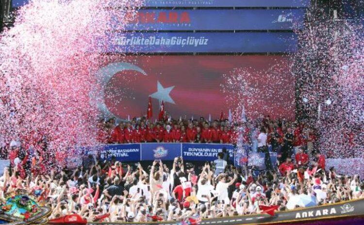 Teknofest ilk kez Ankara’da... Selçuk Bayraktar: 1 milyondan fazla genç başvurdu
