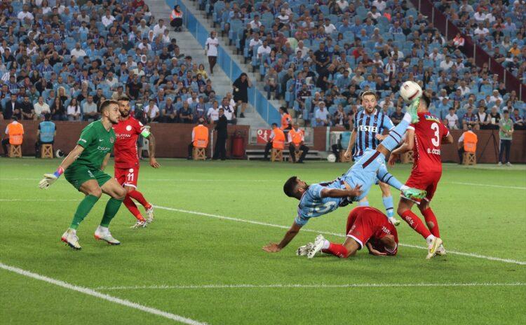 Trabzonspor lige Akdeniz keyfi yaparak başladı