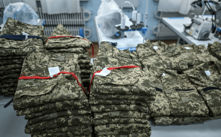 Ukrayna bu sefer yolsuzluk iddiasıyla karıştı: Türkiye'den alınan kışlık ceketlerin fiyatlarıyla oynanmış