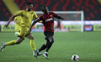 Gaziantep FK şeytanın bacağını kırdı, ilk galibiyetine uzandı