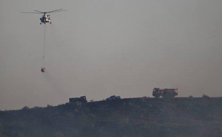 Yangına müdahale ederken düşen helikopterden kötü haber: 3 ölü