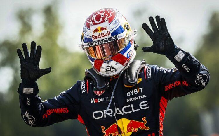 Verstappen, Vettel’in rekorunu İtalya’da tarihe gömdü