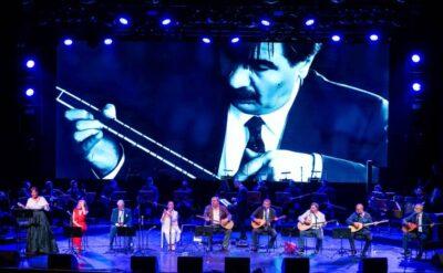 Harbiye’ye tarihe geçen konser: Arif Sağ tezenesiyle türkülere can suyu verdi