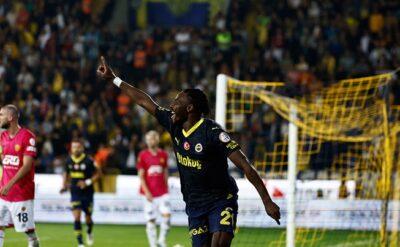 Fenerbahçe’nin savunması forvet gibi!