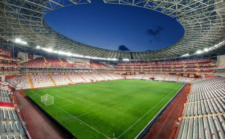 Fenerbahçe'den sonra Antalyaspor... Atatürk Stadyumu