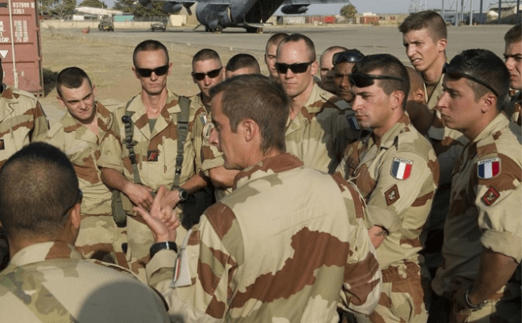 Fransa pes etti: Yıl sonuna kadar Nijer'deki tüm varlığını geri çekecek
