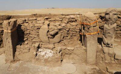Göbeklitepe kazılarında büyük keşif: En eski boyalı heykel bulundu
