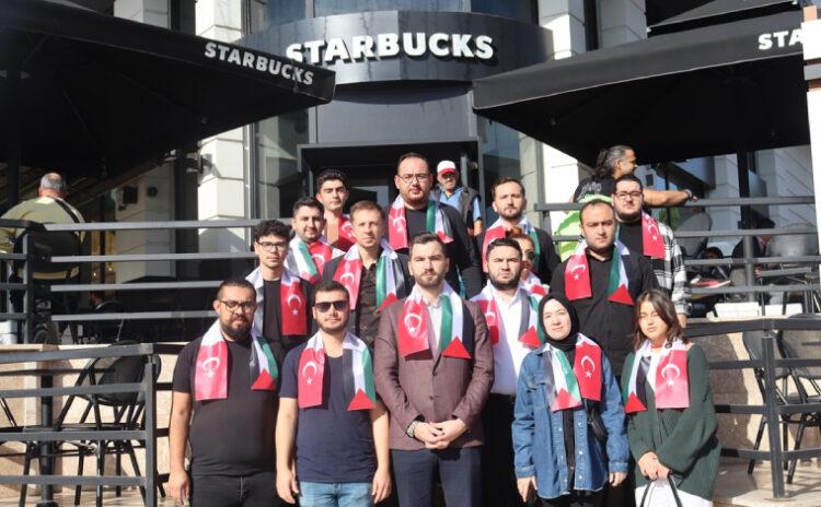 AK Parti Filistin'e destek için Starbucks'larda 'yer kapattı'