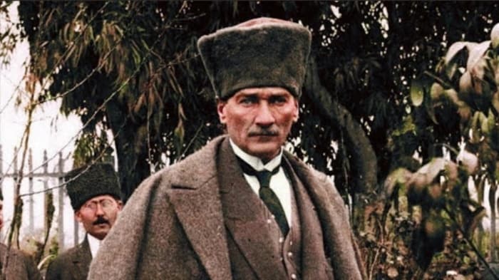 Neden Atatürk ve daima Atatürk?