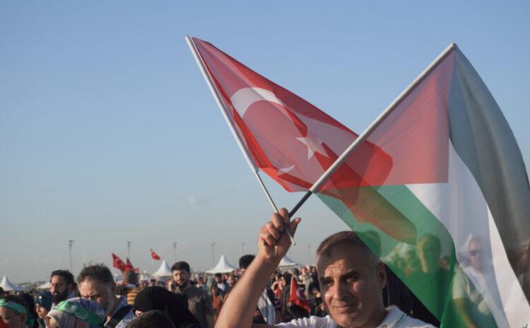 Filistin mitingi izlenimleri: Meydan tezkere istiyor