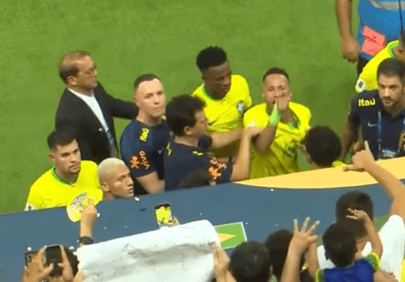 Brezilya berabere kaldı, siniri Neymar'dan çıktı