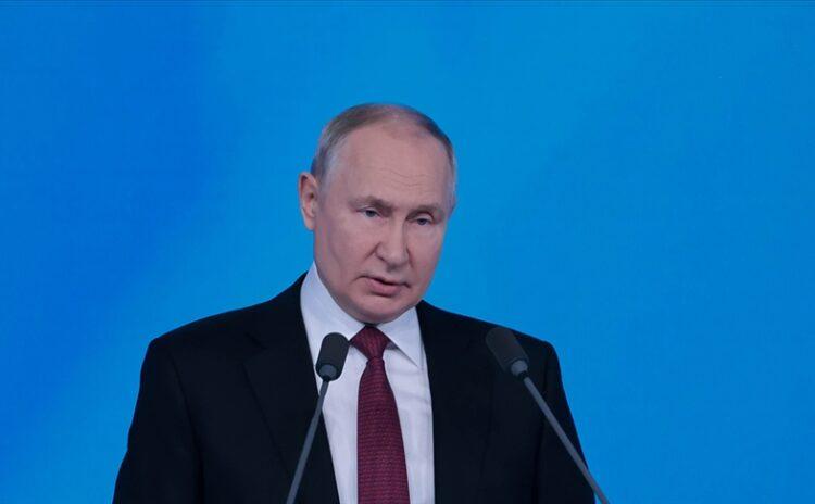 Putin ihracatçı şirketlere iç piyasada döviz satış zorunluluğunu geri getirdi