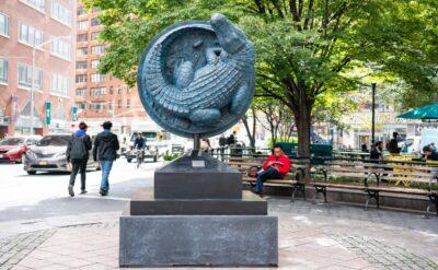New York’ta ‘kanalizasyon timsahları’nın heykeli dikildi