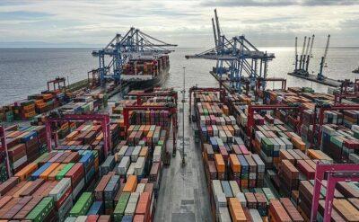 İhracatta artış dış ticaret açığını ekimde yüzde 17,5 azalttı