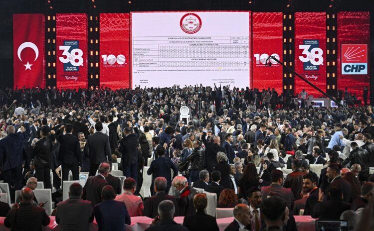 CHP kurultayında ikinci gün: Parti Meclisi ve Yüksek Disiplin Kurulu belirlenecek
