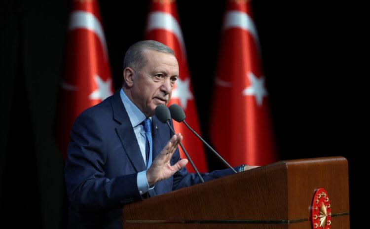 Erdoğan önce Yargıtay'dan yana tutum açıkladı, sonra 'Ben taraf değil hakemim, sorunu çözeceğiz' dedi