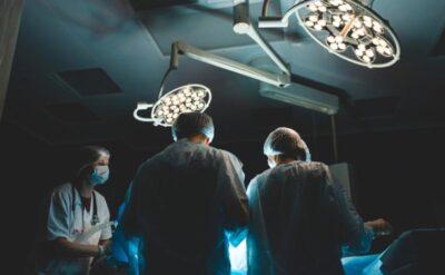 Annesini öldüren hastalığa çare buldu, literatüre girdi