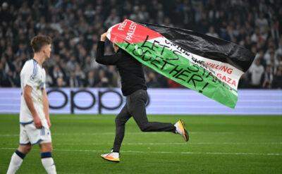 Filistin bayrağının açıldığı maçta drama!