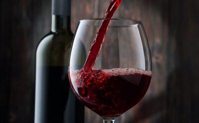 Kırmızı şarap neden baş ağrıtır? Bilim sırrını çözmek üzere