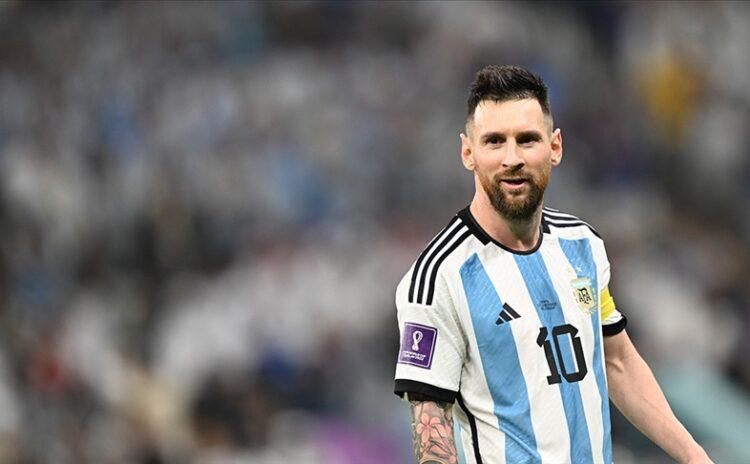 Messi'nin formaları da rekor kırmaya hazırlanıyor: 10 milyon dolar!