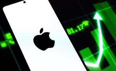 Apple 3 trilyon doları aşan piyasa değeriyle dünya borsalarına kafa tutuyor