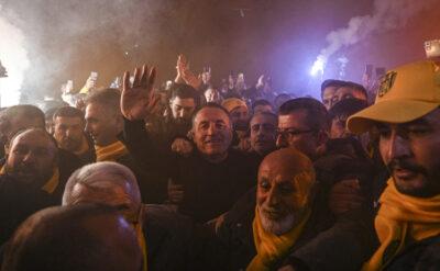 Faruk Koca 15 gün sonra tahliye edildi, taraftar meşaleyle karşıladı