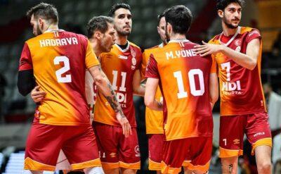 Galatasaray erkek voleybolda güldü, kadın voleybolda üzüldü