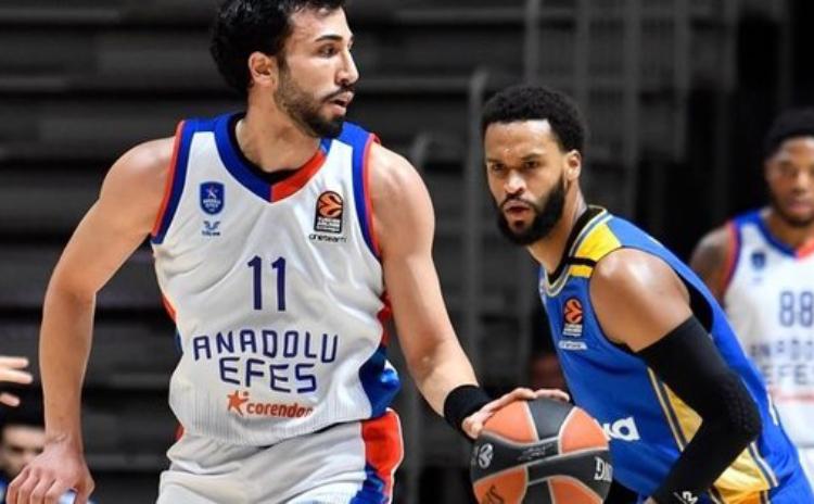 Maccabi Tel Aviv, Belgrad'da Efes'in tadını kaçırdı