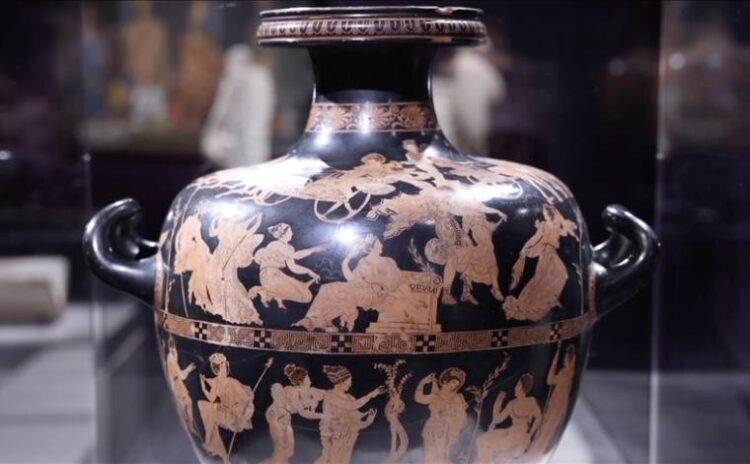 British Museum'dan Yunanistan'a teselli: Su testisini ödünç verdiler