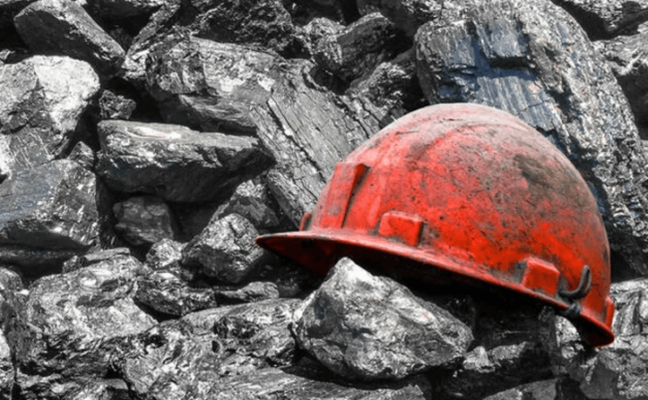 Krom madeninde göçük: İki madenci öldü, biri kayıp