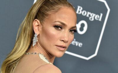 Jennifer Lopez bu kez bir müzikalde