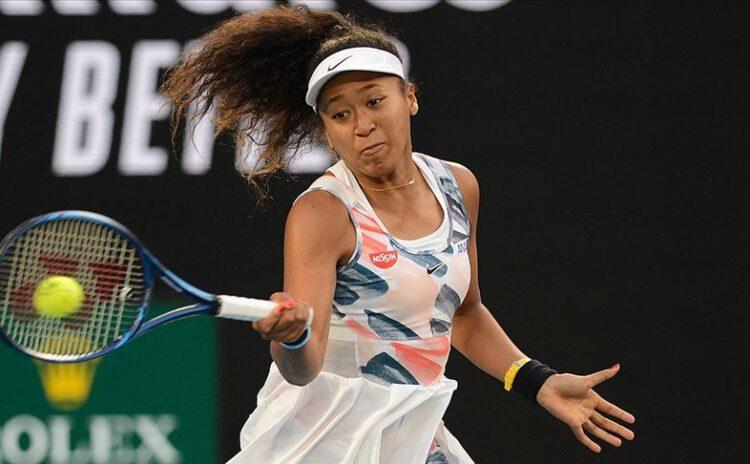 Naomi Osaka kortlara geri dönüyor