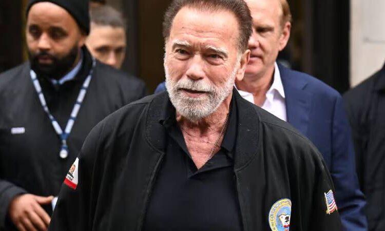 Arnold Schwarzenegger'in gözaltına alınmasına neden olan saat 270 bin euroya satıldı