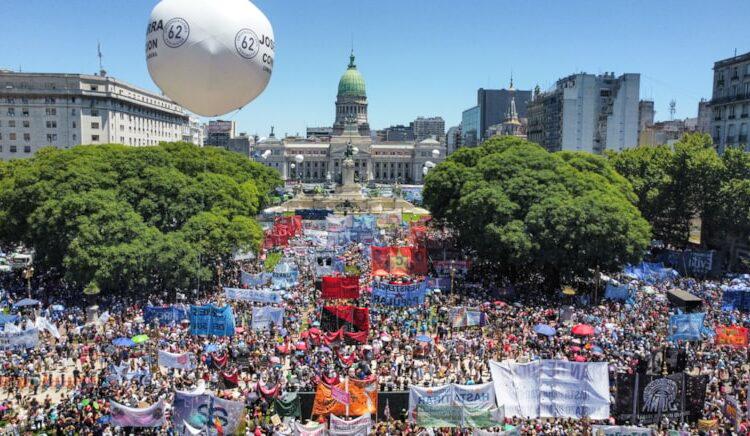 Arjantin'de çalışanlar Milei'ye karşı ayaklandı, ulusal grev başlıyor