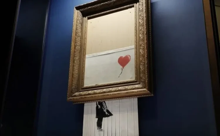 Banksy'nin 'Kırmızı Balonlu Kız'ı artık balonsuz