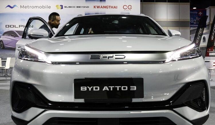 Çinli BYD elektrikli araç satışında Tesla'yı geçti