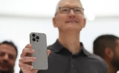 Apple Çin akıllı telefon pazarında ilk kez zirveye yerleşti