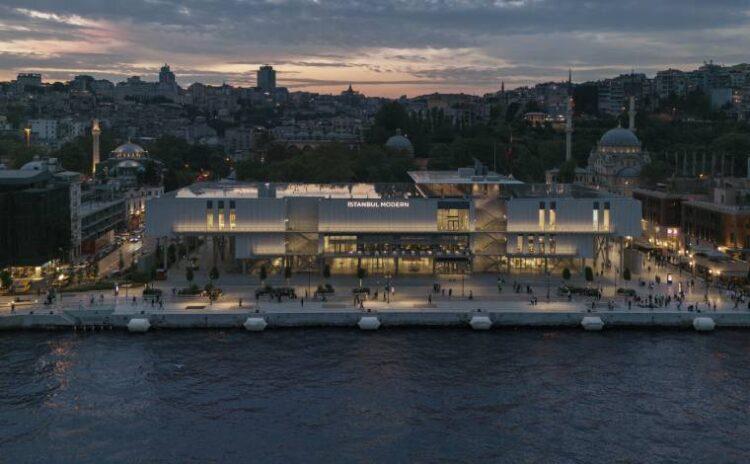İstanbul Modern Harika Eserler listesinde