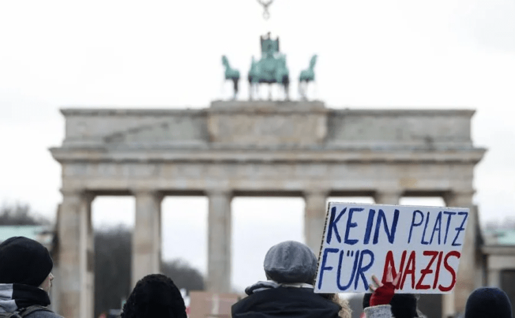 Almanya'da aşırı sağcı partiye hazine yardımı kesildi: Aynısı AfD'ye de olur mu?