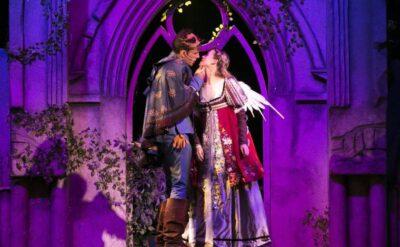Türkiye ile Yunanistan aşka geldi: Romeo ve Juliet sahnede
