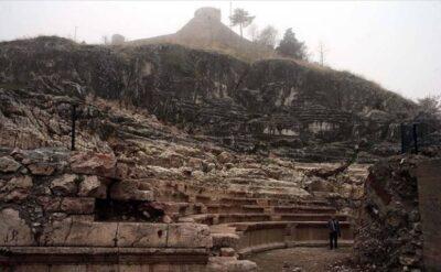 Zile’de tarihi keşif: Geldim, gördüm, yendim, antik tiyatro inşa ettim